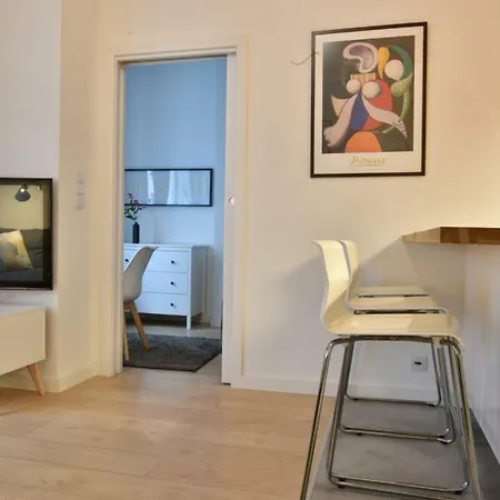 Smulikowskiego 2 Varsó